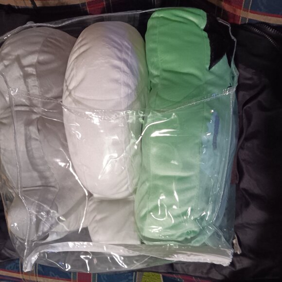 🎃 Halloween EnVogue 14x16 Mummy Vampire Frankenstien  3Pack Pillow Set - Picture 2 of 4